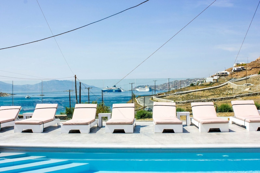 Anixi Hotel 53/64