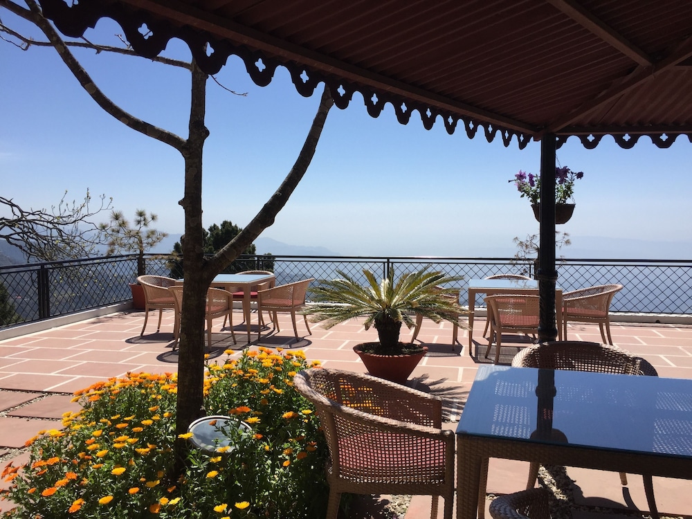WelcomHeritage Kasmanda Palace 30/50
