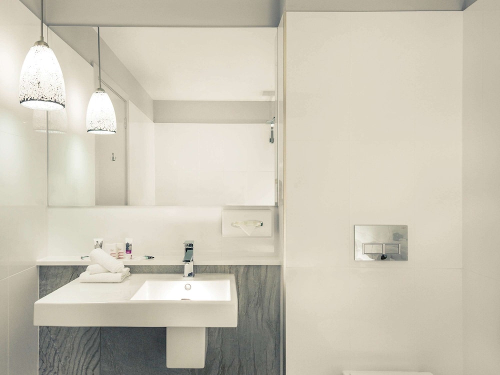 Mercure Warragul 14/67