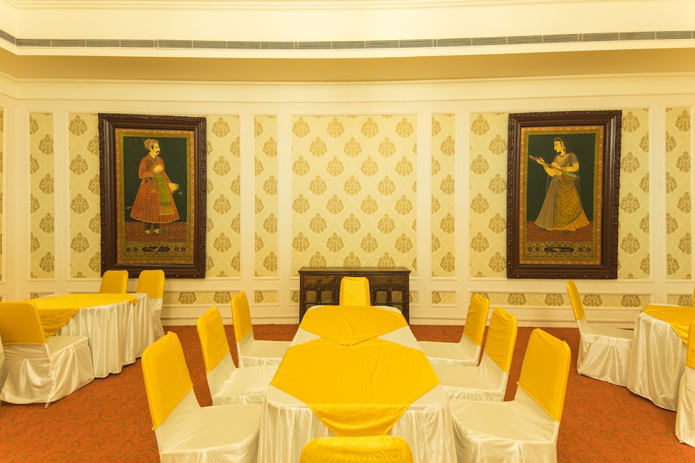 VESTA BIKANER PALACE 37/50