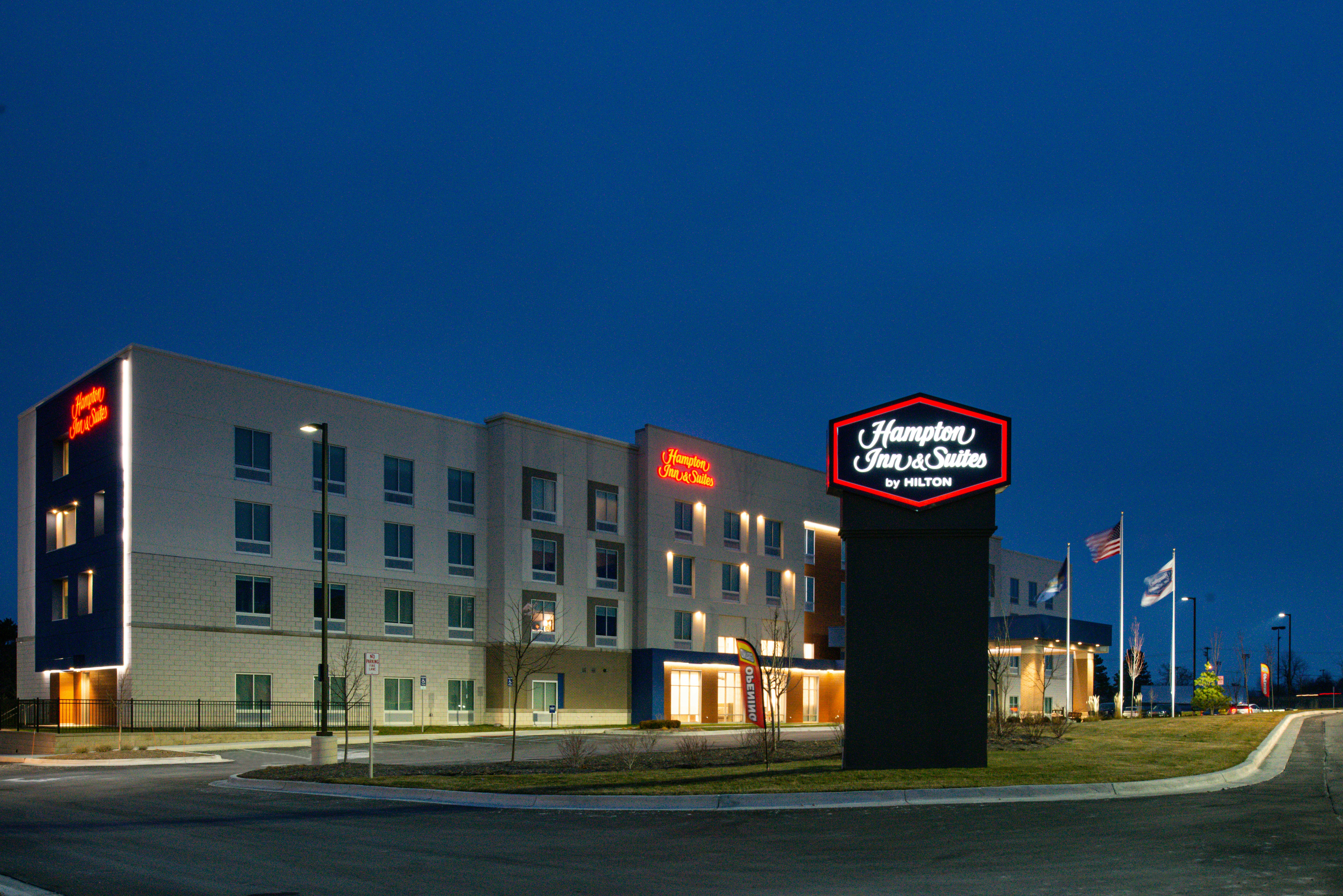 HAMPTON INN SUITES ADRIAN MI in ADRIAN - MI