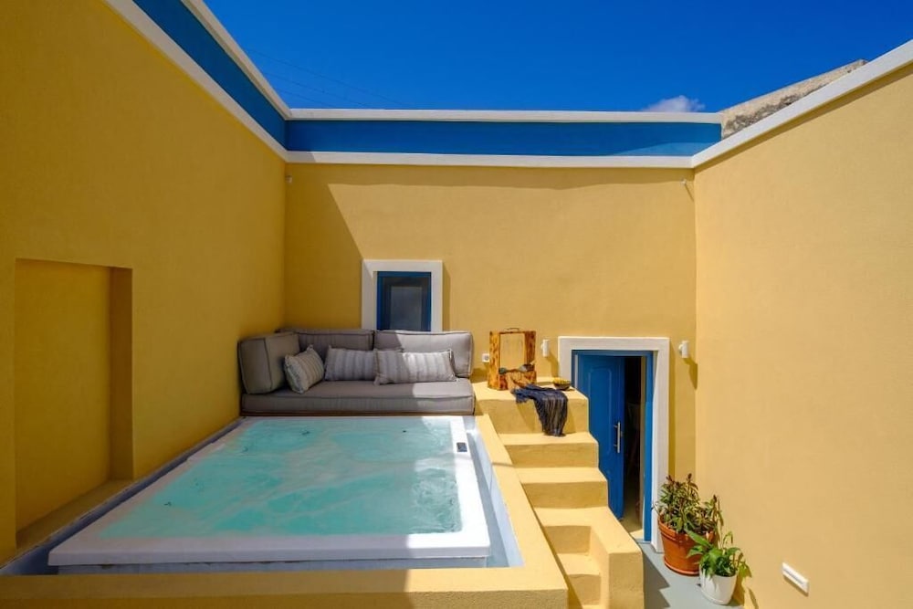 Pasithea Suites Santorini 37/60