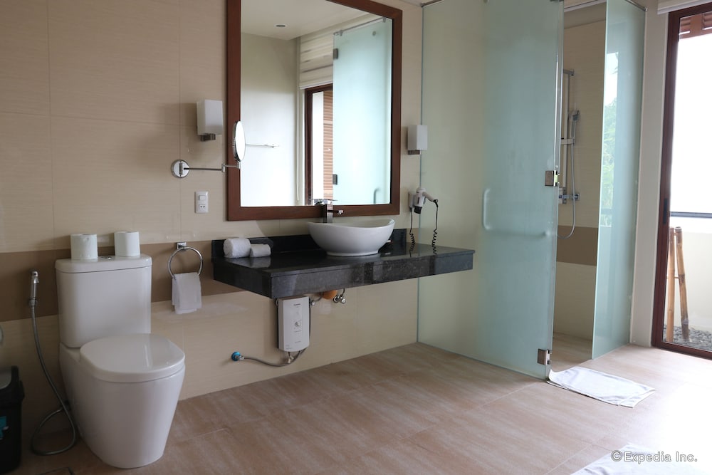 Bravo Resorts Munting Paraiso 45/49