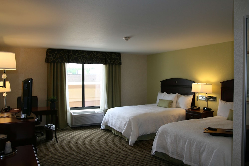 Hampton Inn & Suites Cleveland-Mentor 10/45