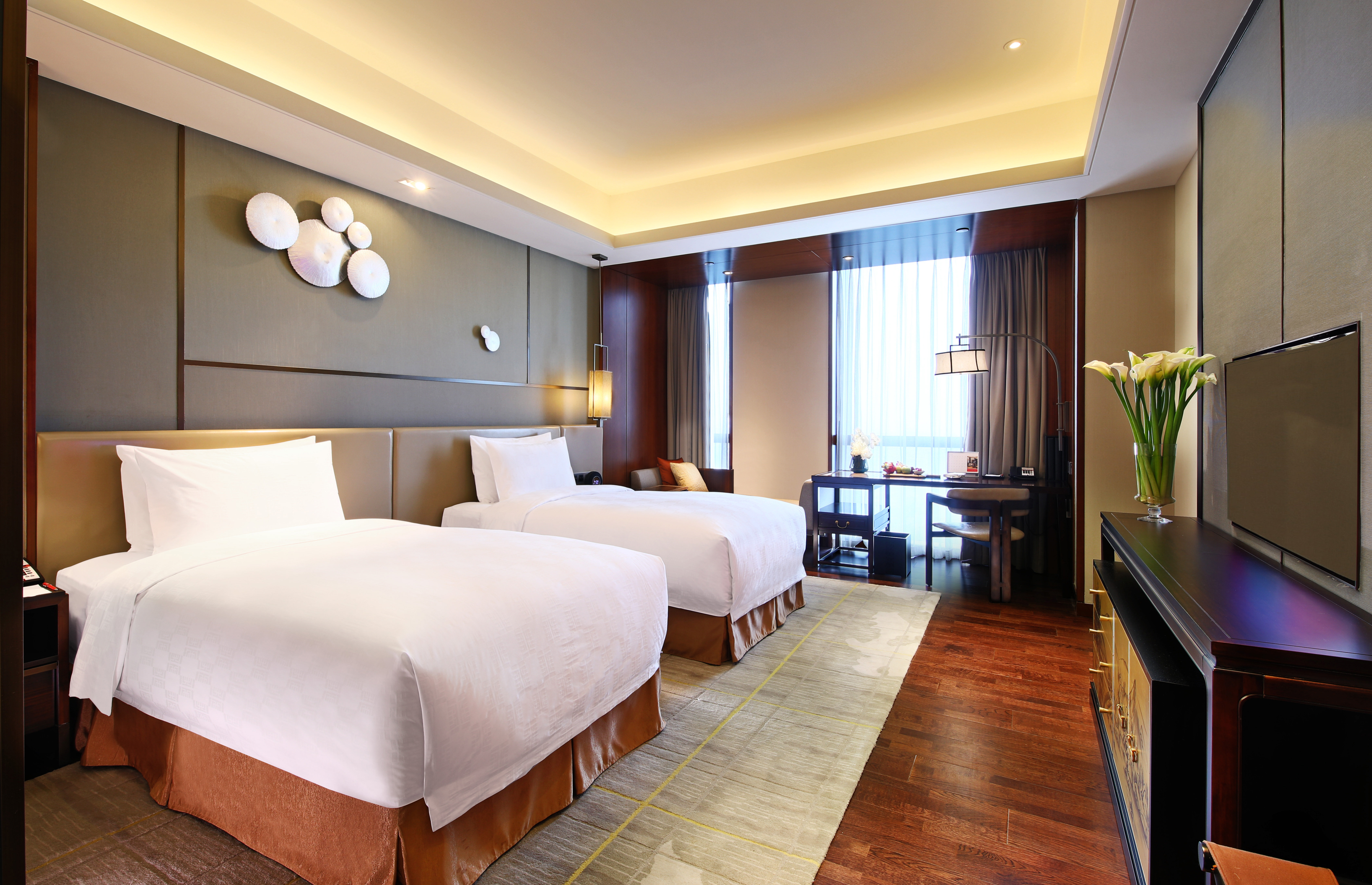 HUALUXE HOTELS AND RESORTS WUXI TAIHU 7/50