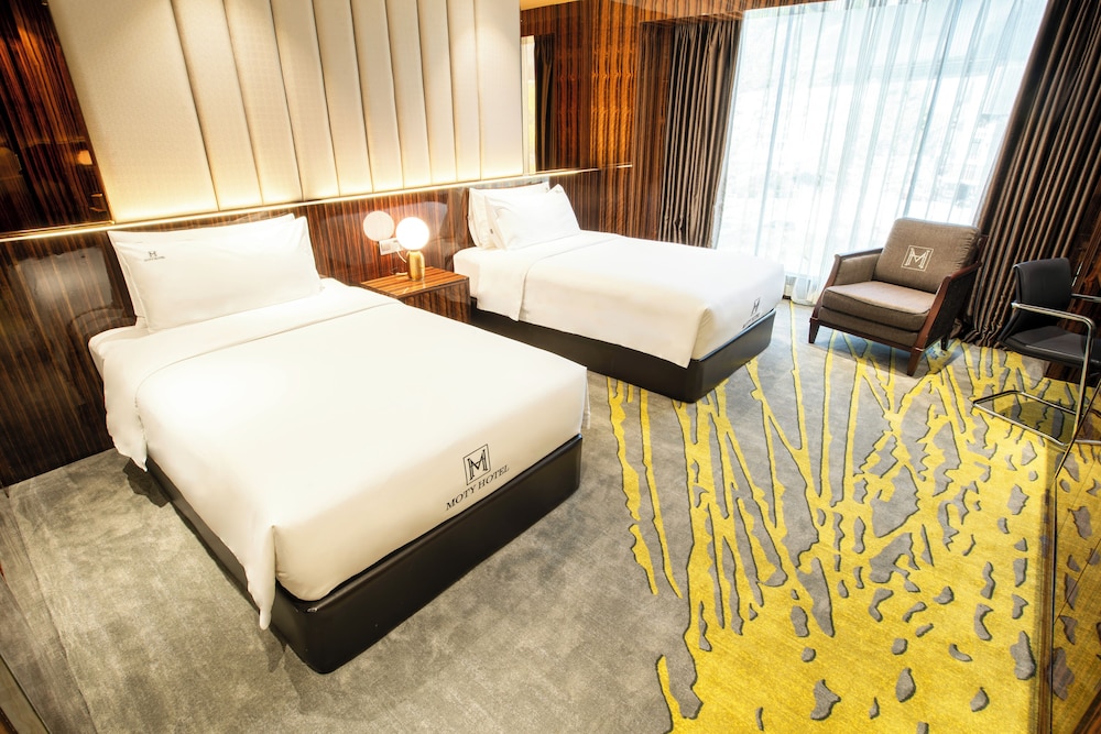 Moty Hotel 28/62