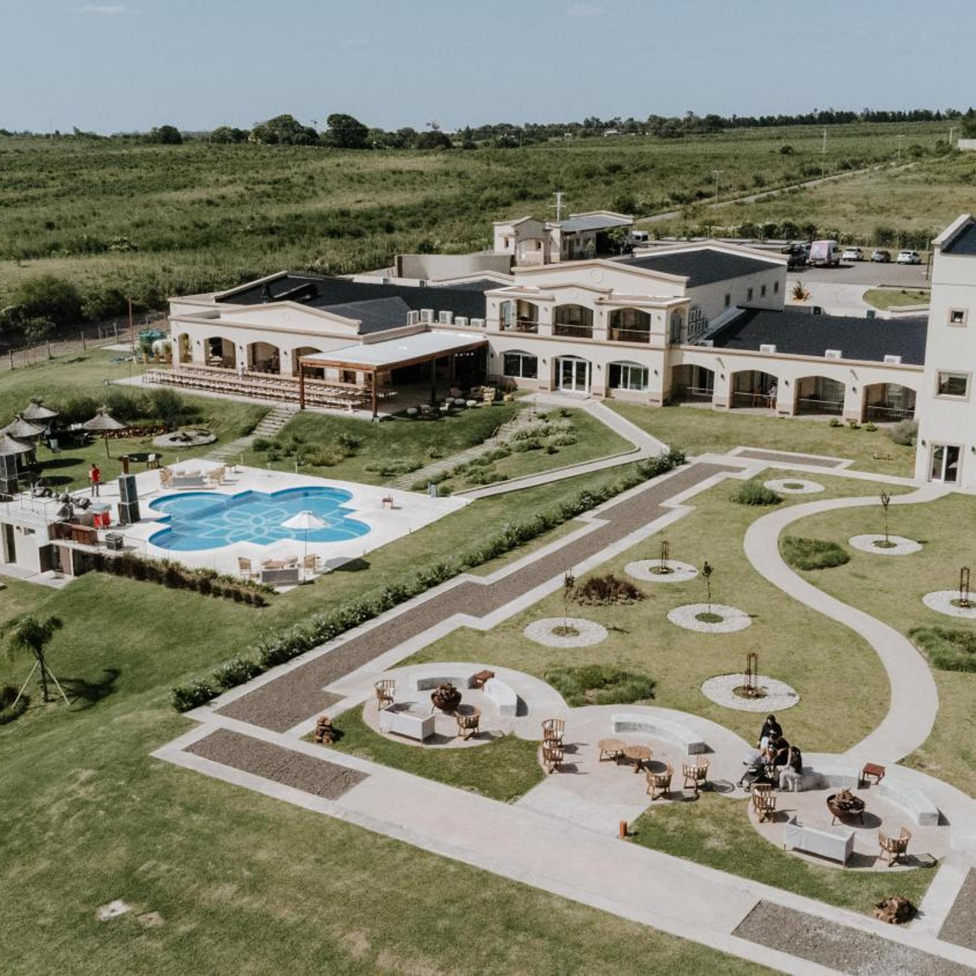 HOTEL TERMAS VICTORIA 35/36