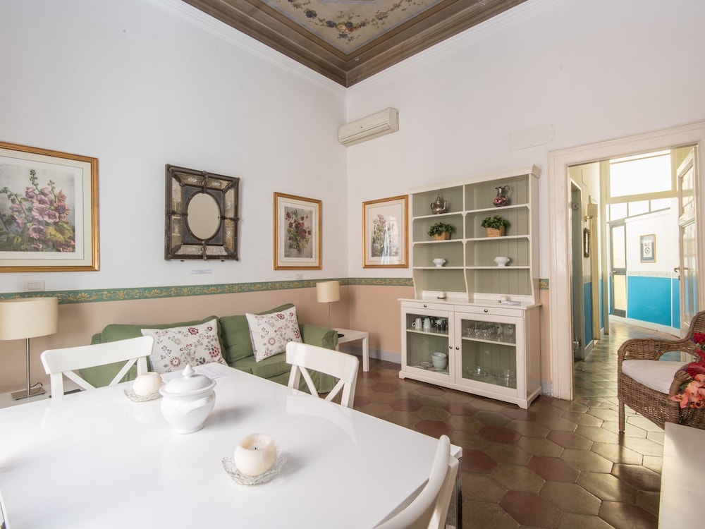 RSH Ara Pacis Terrace Apartment 12/32