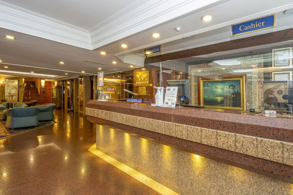 Grand Anka Hotel 8/68