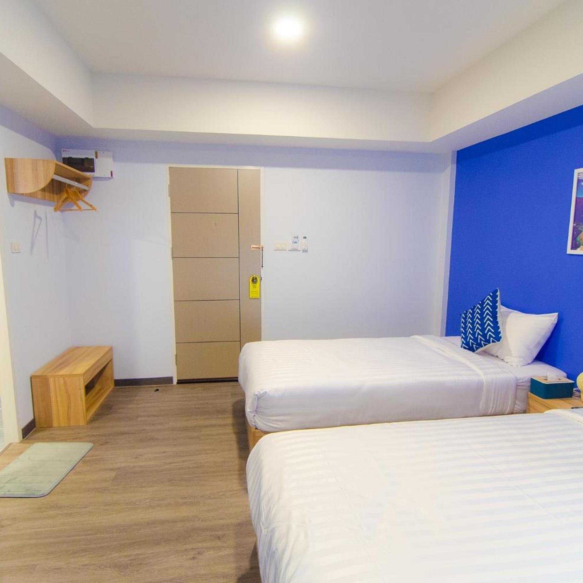 Bleu Marine Sattahip 7/50