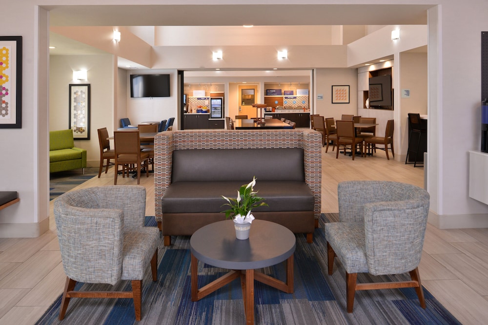 Holiday Inn Express Stockton Southeast 44/61