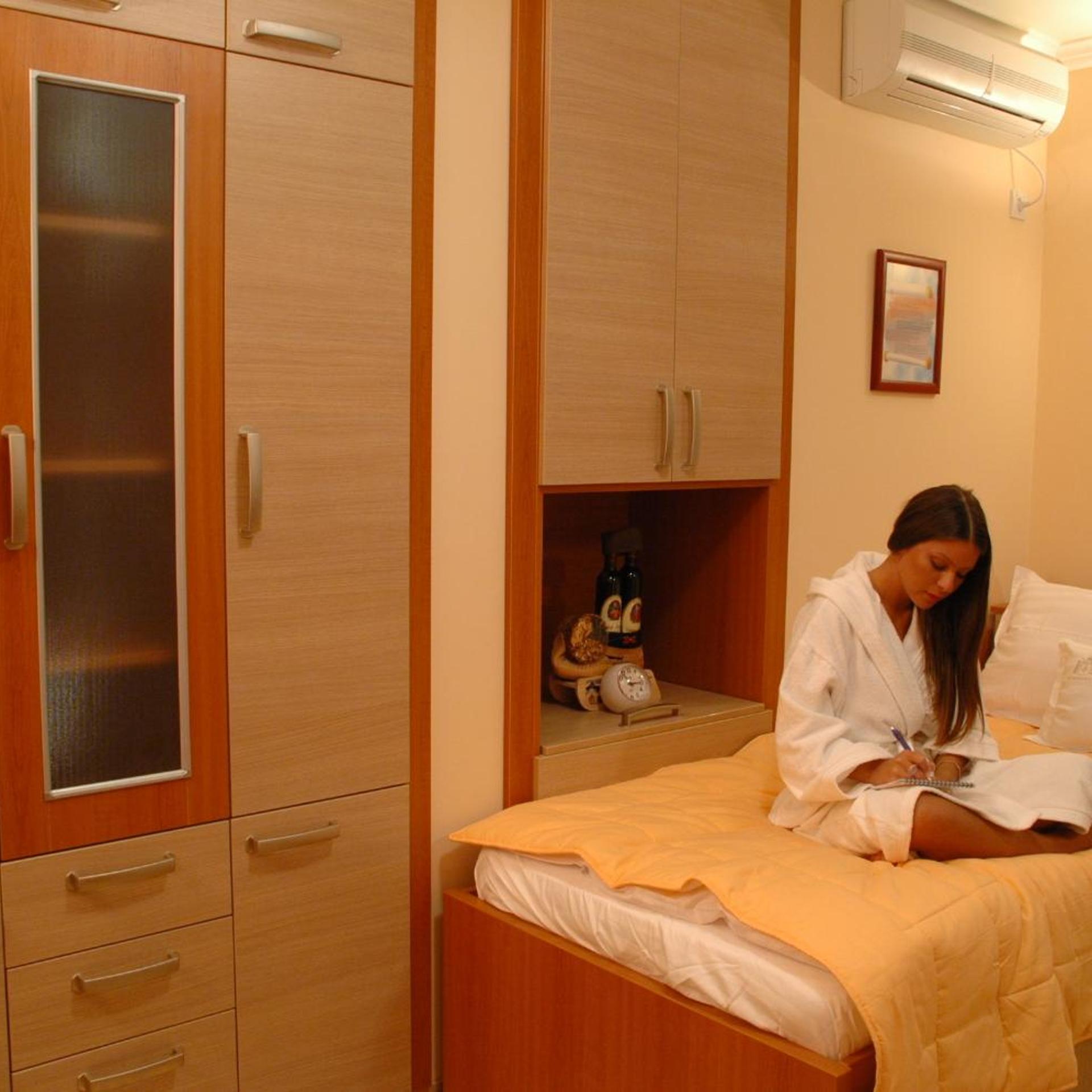 Tehnograd Hotel 34/55