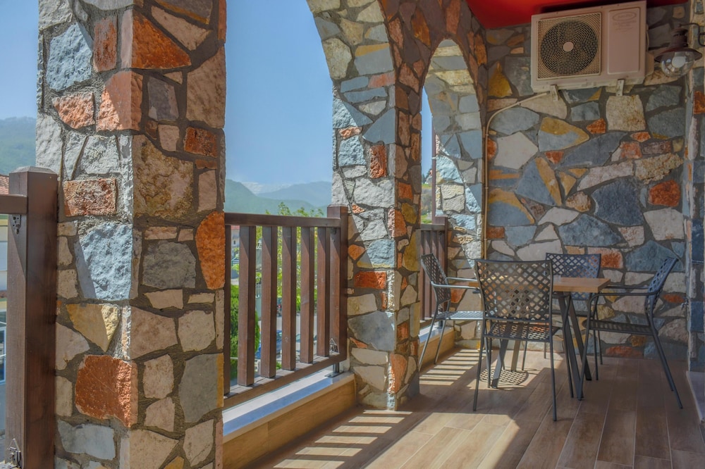 Guesthouse Monastiri 36/50