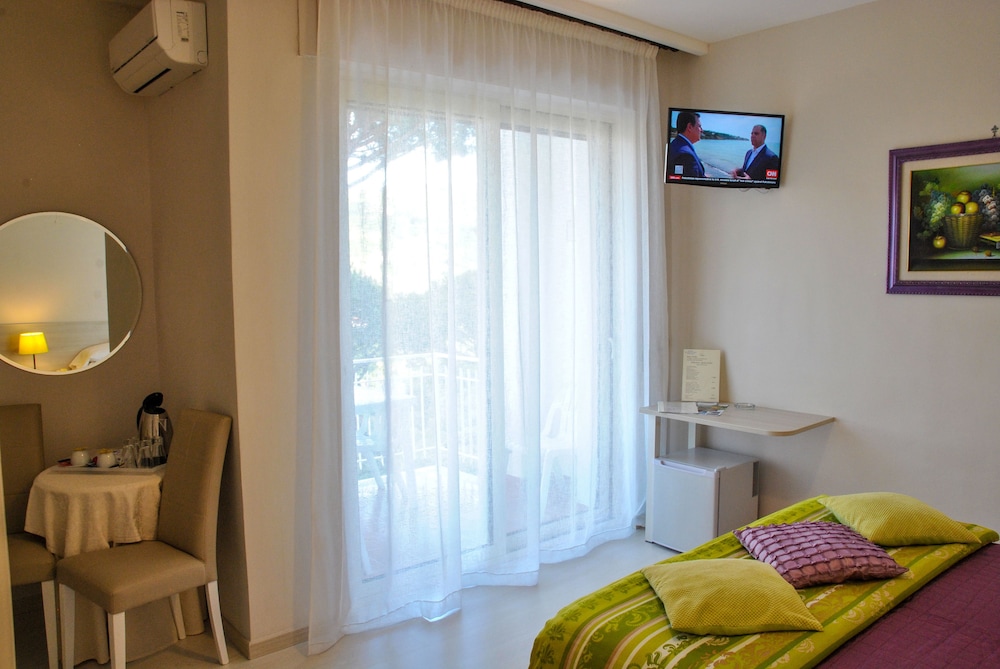 Villa Fiorita 43/53