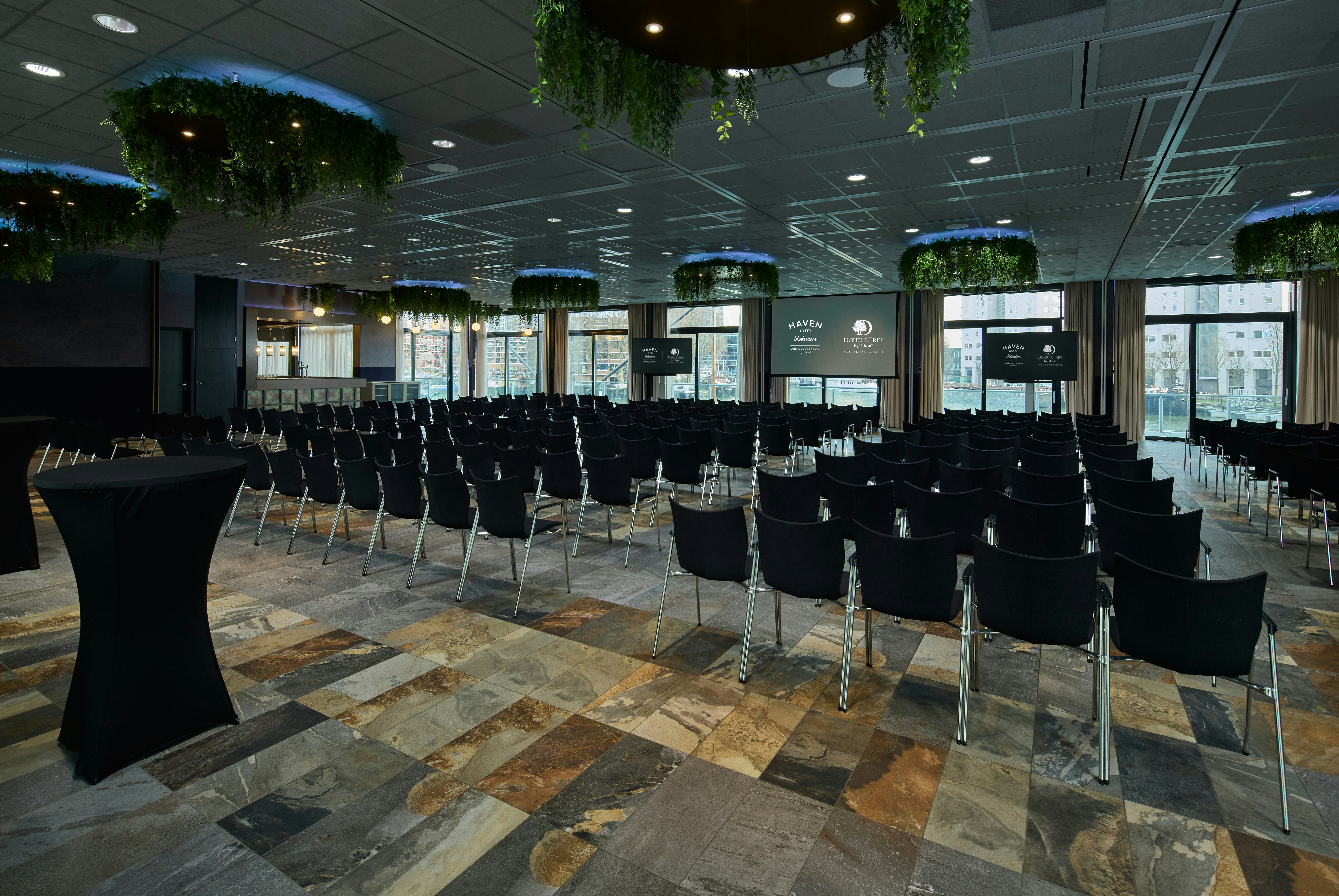 Haven Hotel Rotterdam, Curio Collection by Hilton 53/57