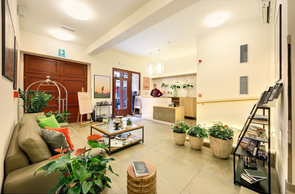 Salvator Boutique Hotel 46/57