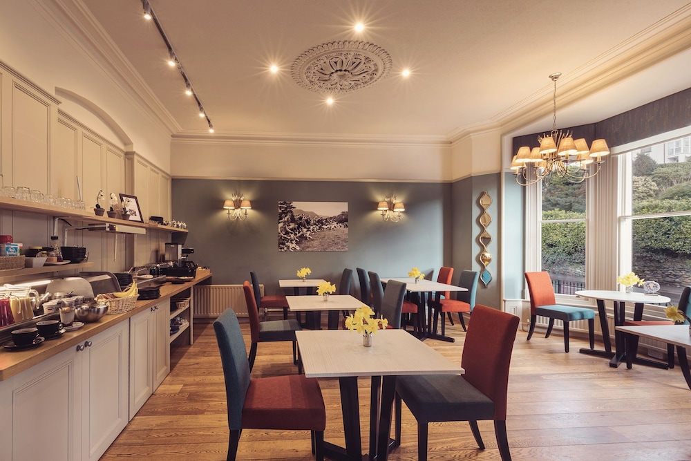 Ambleside Townhouse 37/59