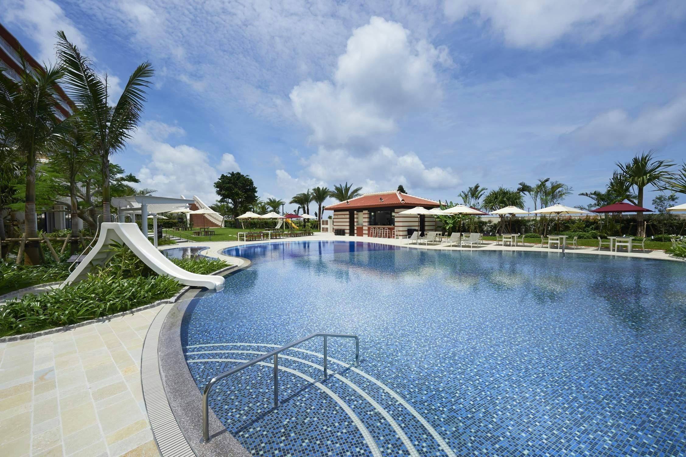 Hilton Okinawa Chatan Resort 45/77