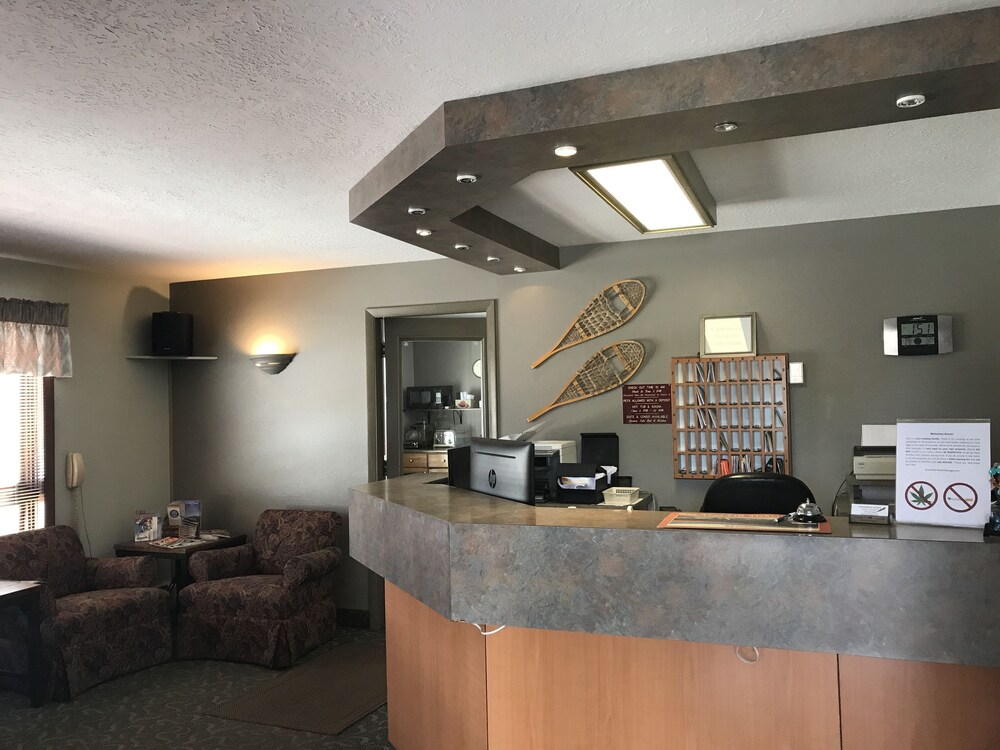 Snowshoe Motel 7/72