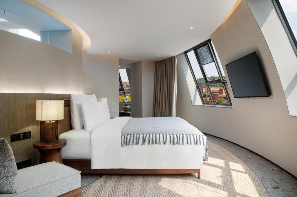 Azure, King Bed, Park View, Living Area