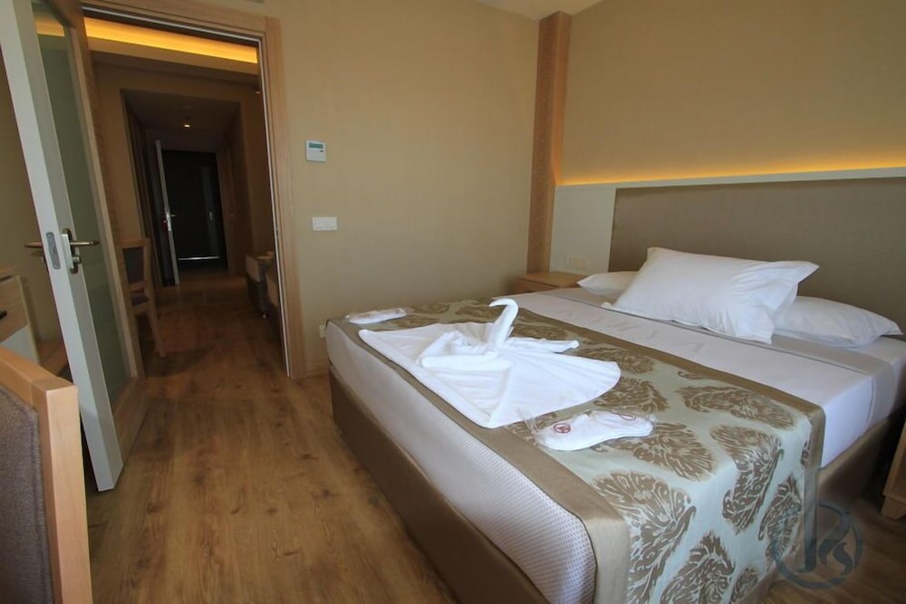 Kahya Resort Aqua and Spa 7/32