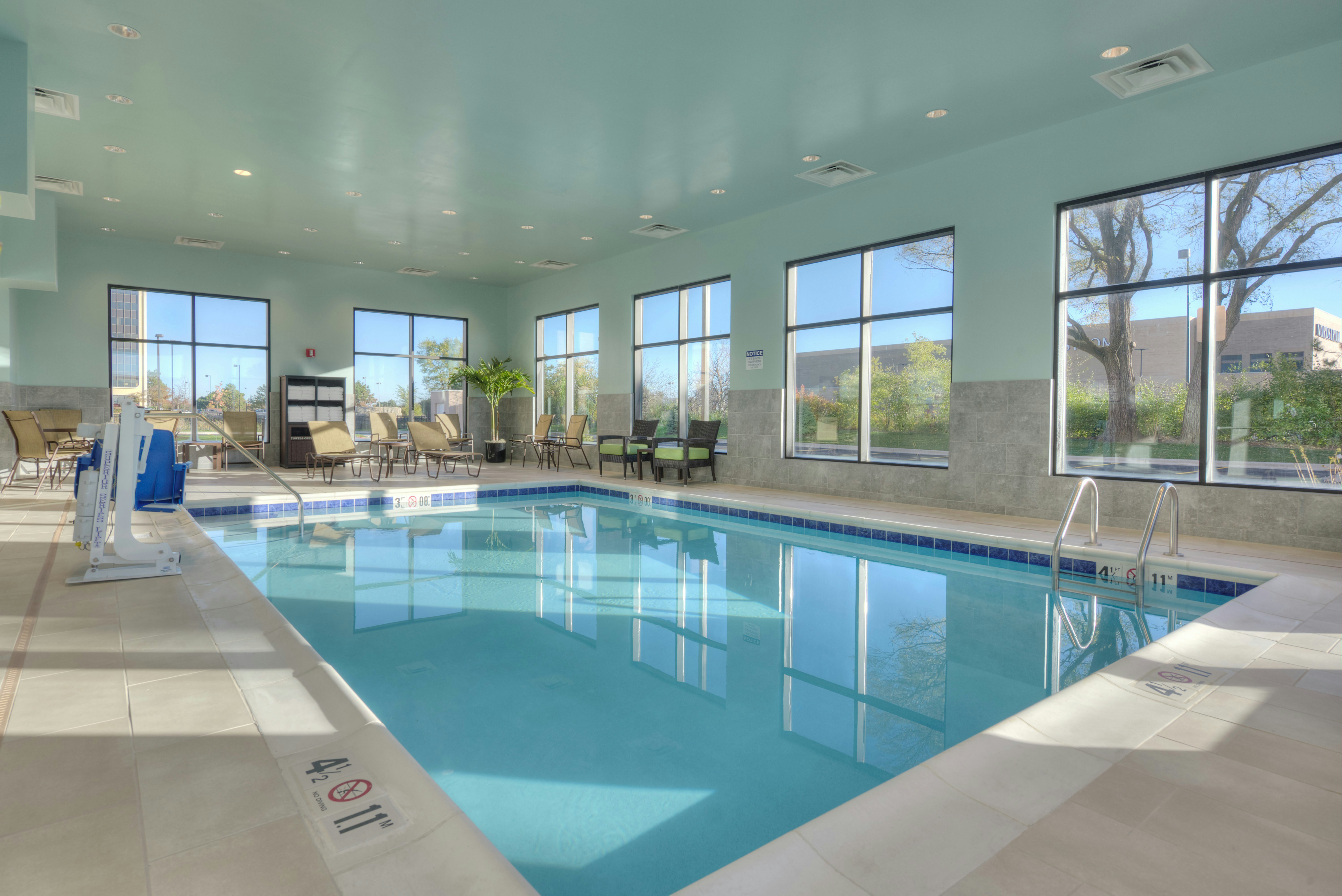 Hampton Inn Suites By Hilton Chicago Schaumburg Il 19/50