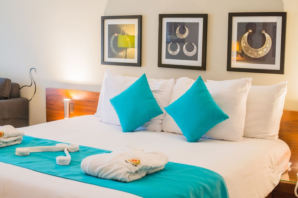 Nubian Village Hotel 30/70