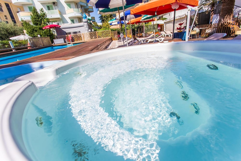 Hotel Lido Europa 33/38