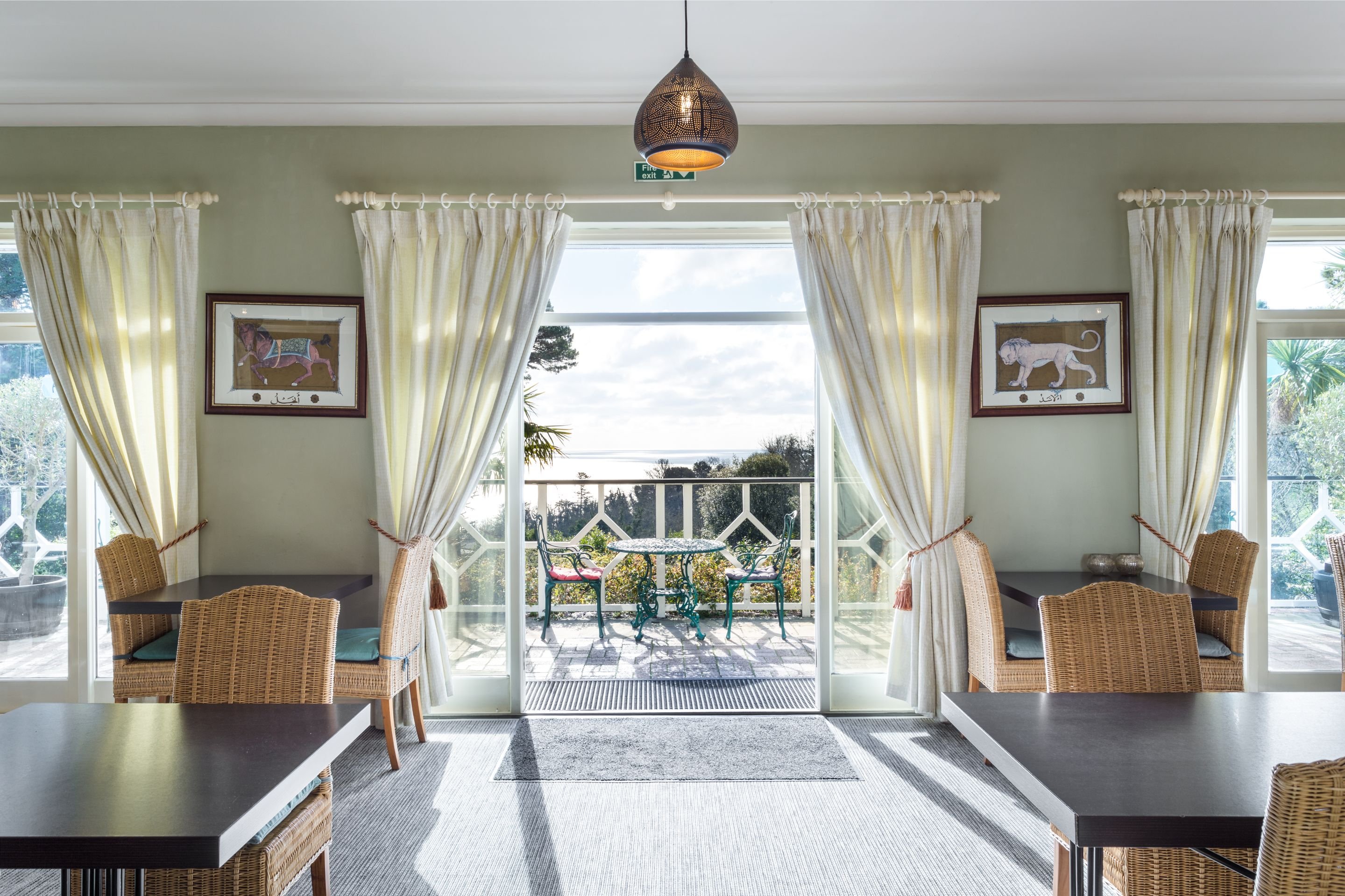 Orestone Manor Hotel 19/25
