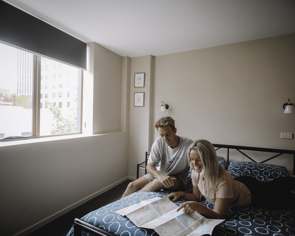 YHA Hobart Central 20/33