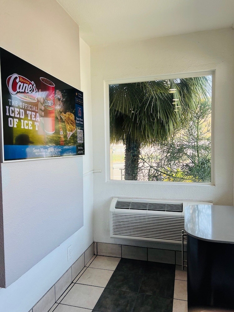 Motel6 La Mesa, CA - San Diego 15/58