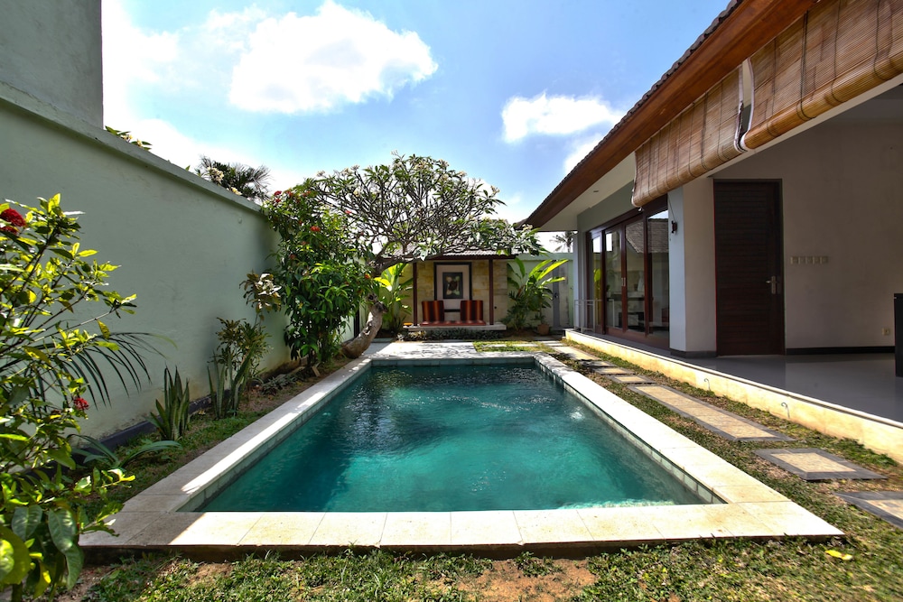 THE RISHI VILLA UMALAS 5/54