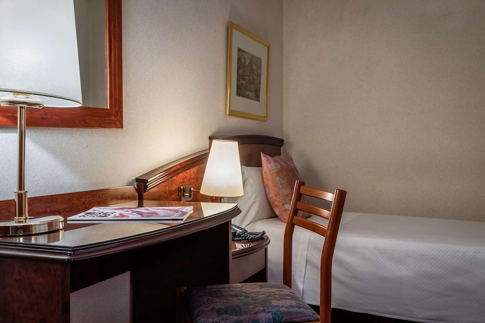 Hotel President by Alegria 40/50