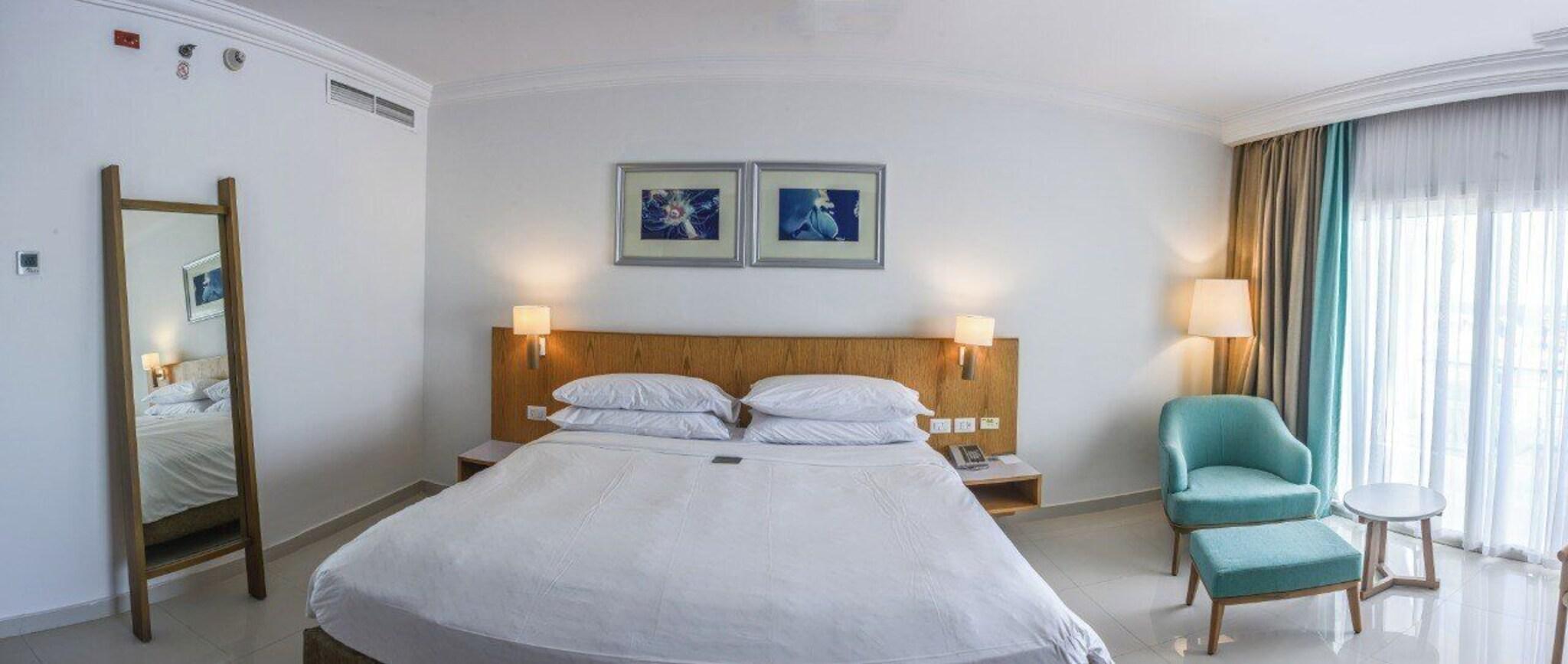 جناح بريميوم بإطلالة على الحديقة، Renaissance Sharm El Sheikh Golden View Beach Resort 4/10