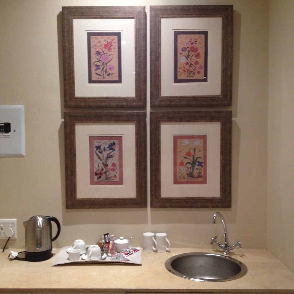 Arum Hill Lodge 3/50