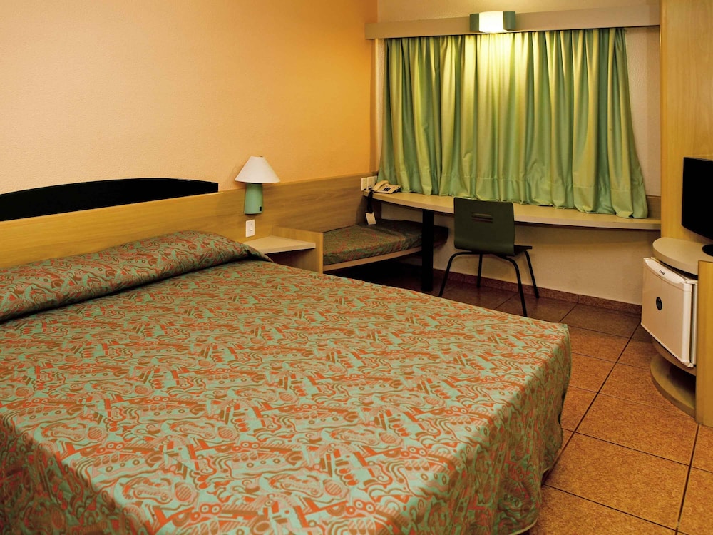 Ibis Taubate 12/55