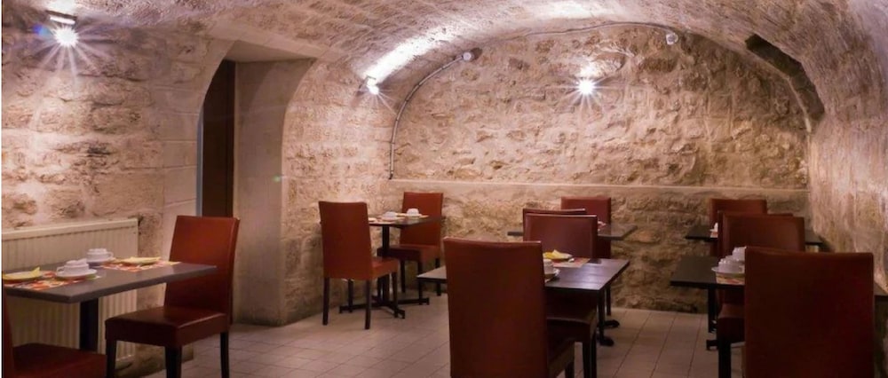 Hotel Le Compostelle 25/43
