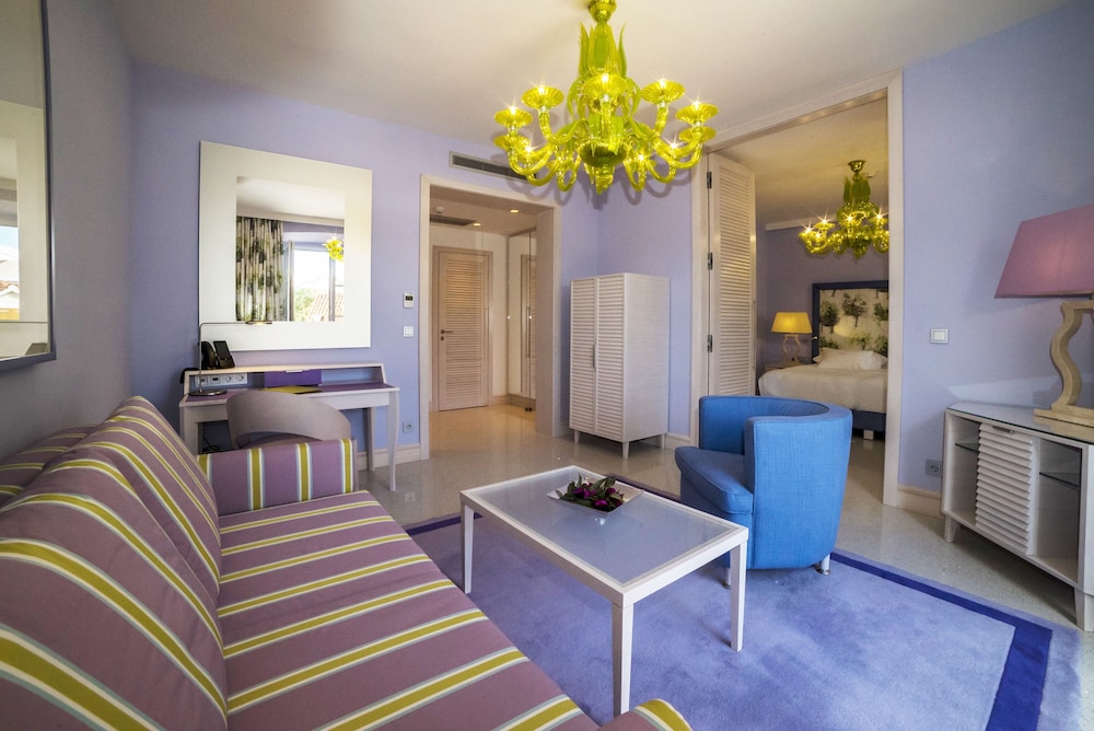 HOTEL LEMONGARDEN 29/50