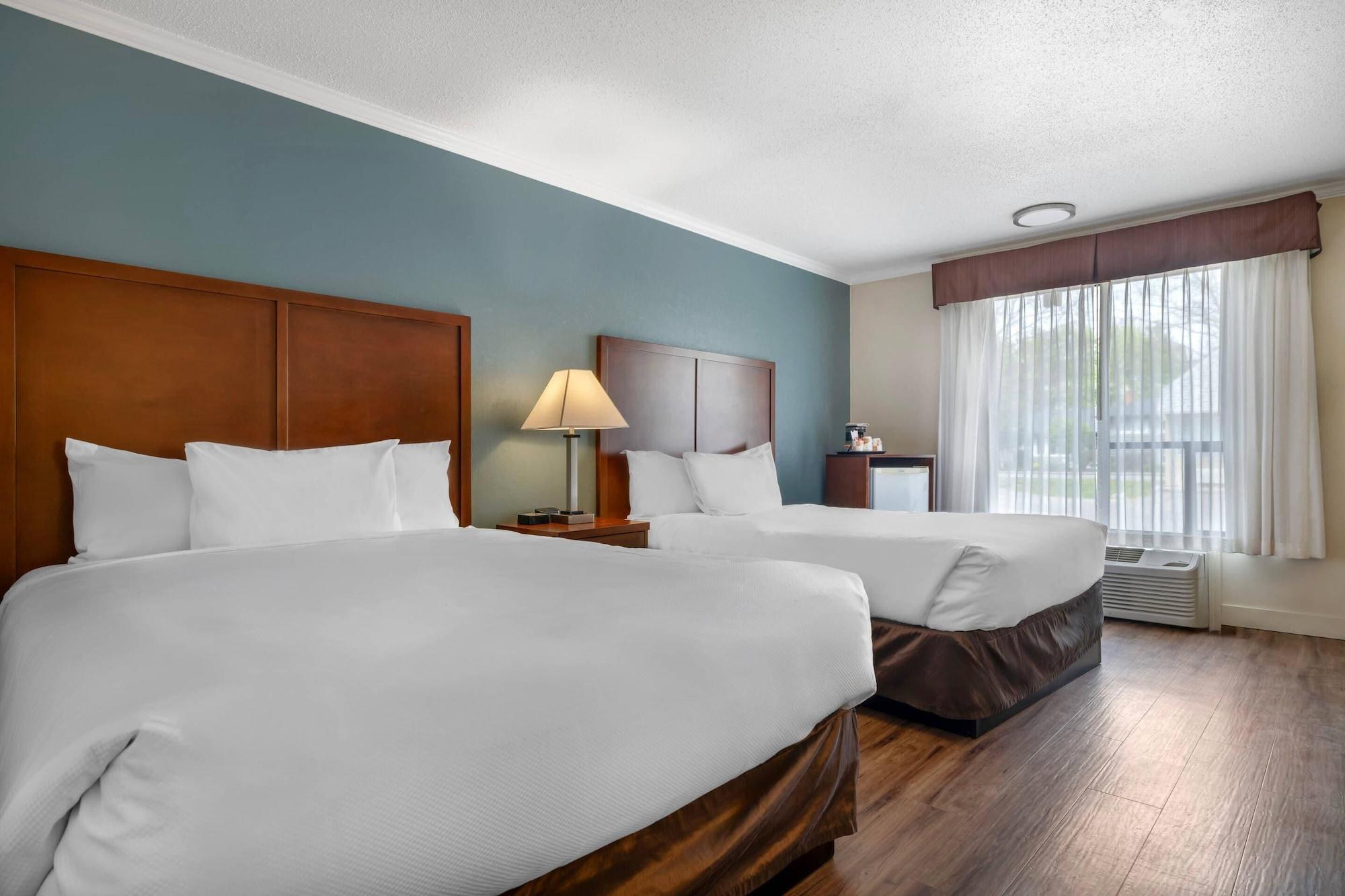 Standard, 2 Queen Beds