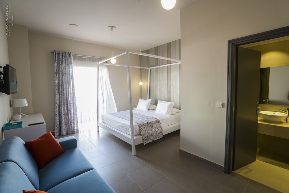 Elia Agia Marina Hotel 25/77