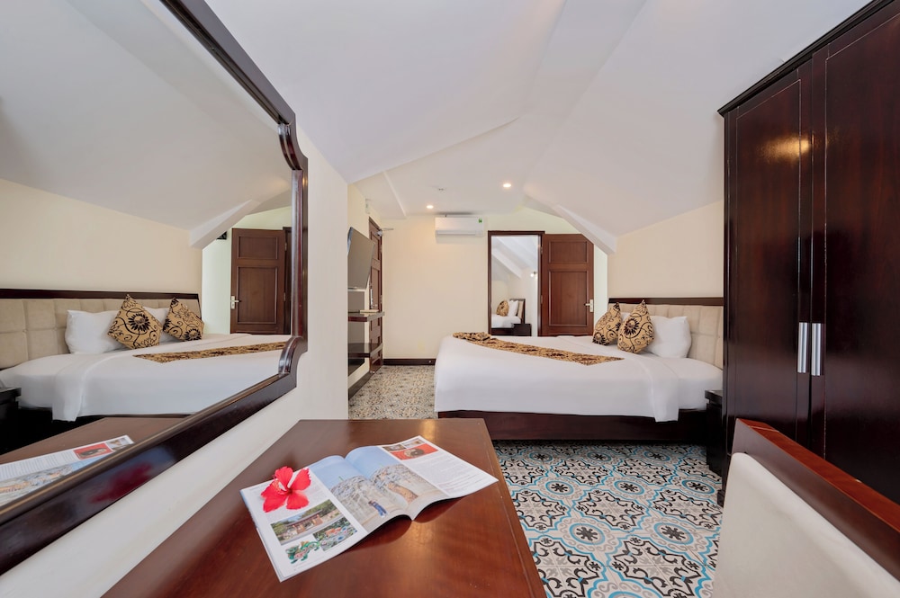 Hoi An Canal House 29/67
