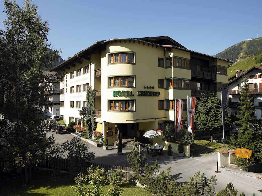 Hotel Grieshof 2/68