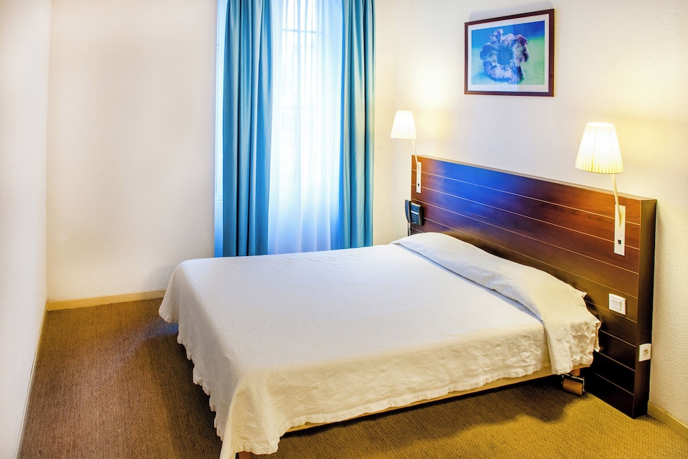 ECONOMY, APARTMENT