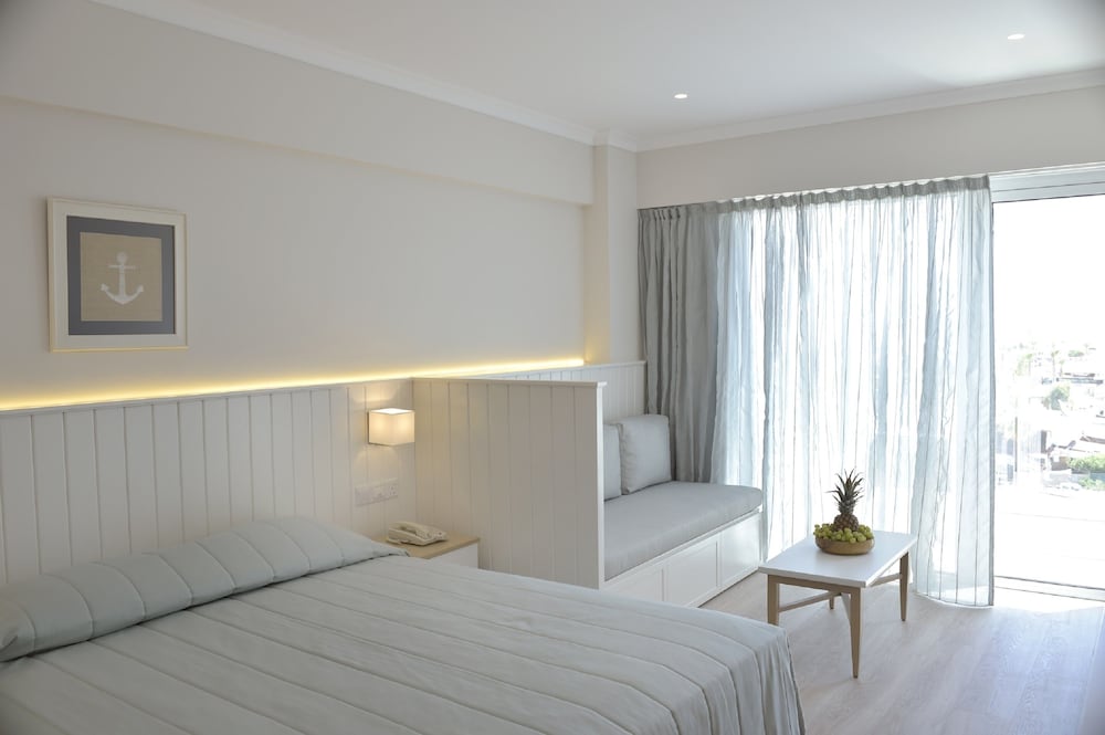 Sunrise Gardens Aparthotel 13/26