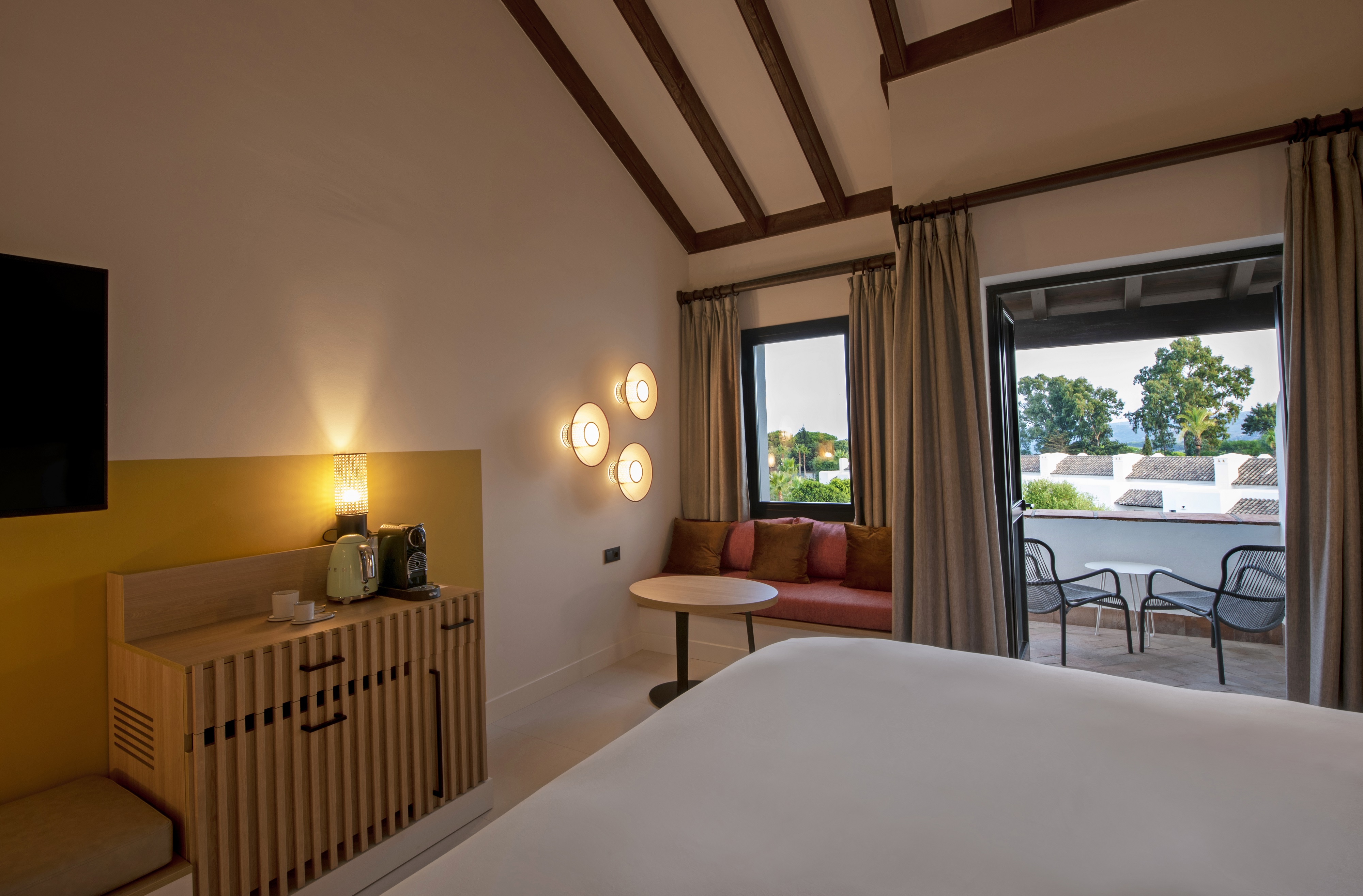 غرفة بسرير كينج، SO/Sotogrande Spa & Golf Resort Hotel 3/8