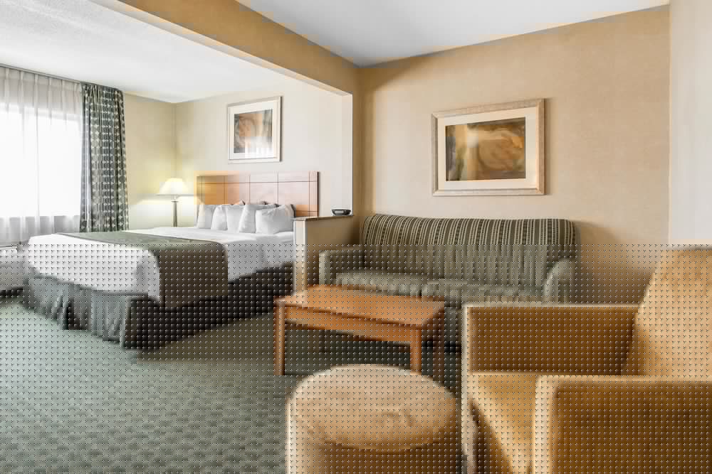 Quality Inn Dubuque On Hwy 20 26/38