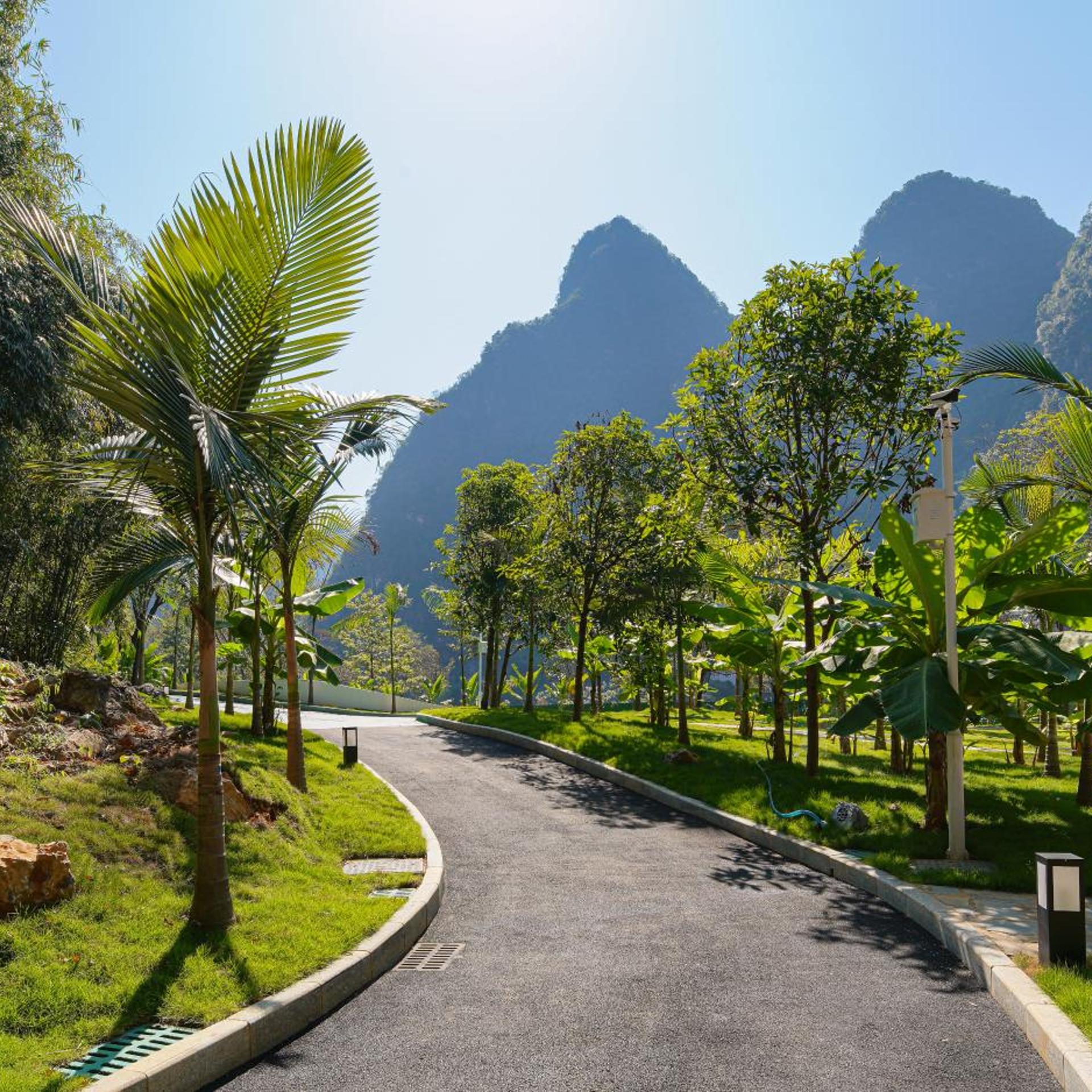 TUI BLUE Yangshuo Xiangheli Hotel 60/70