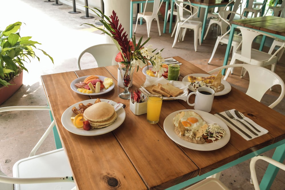 Hotel Casa Iguana Mismaloya 36/50