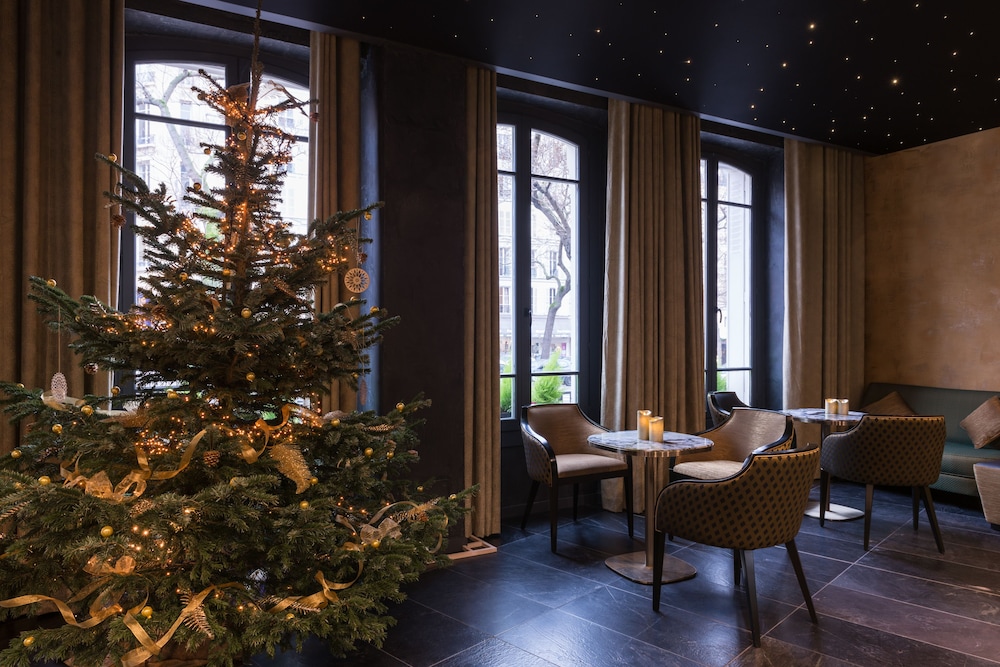 Hotel La Regence Etoile 28/50