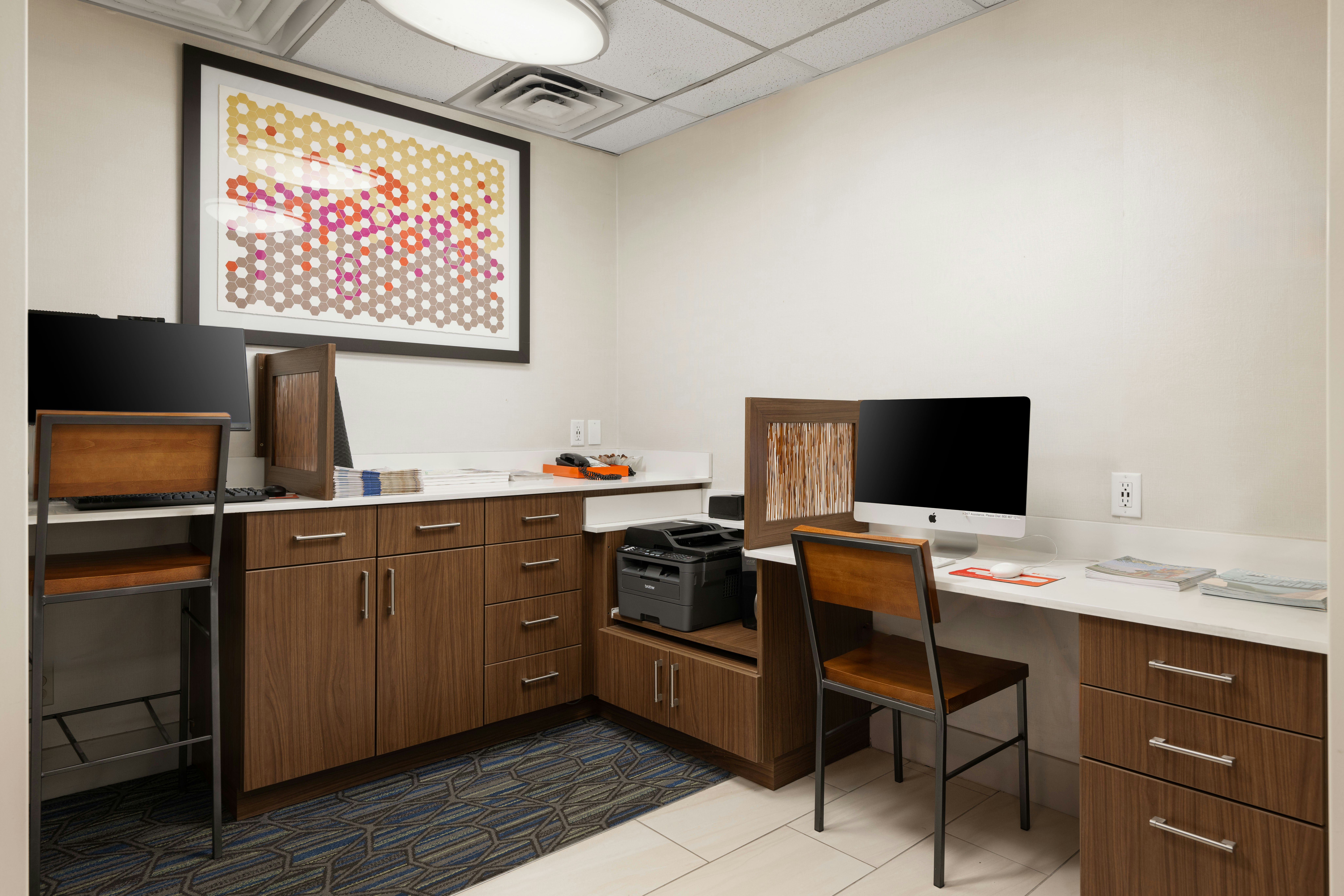 Holiday Inn Express Hotel Suites Chattanooga Hixson 70/75